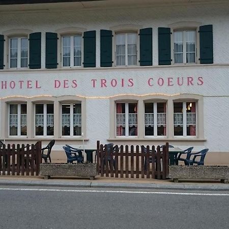 Hotel-Restaurant Des 3 Coeurs Vaulion Esterno foto